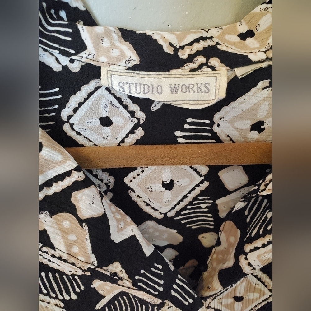 Studio Works Vintage Button Down - Picture 3 of 11